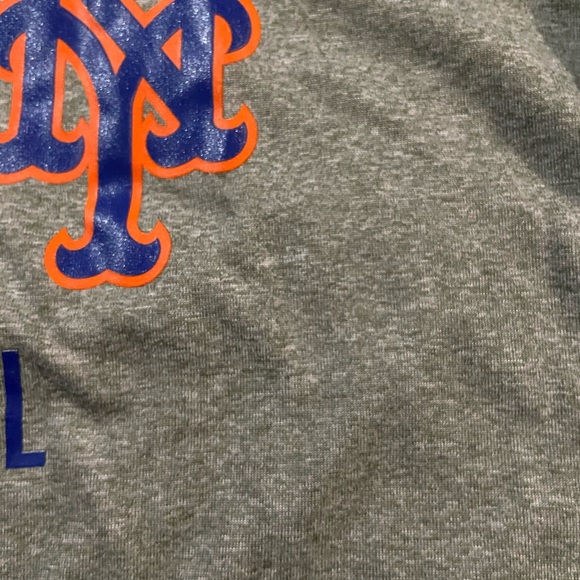 Men’s medium shirt - Picture 3 of 3